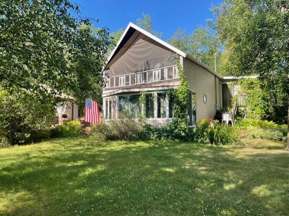 1926 Crow Bay, Saint John, ND 58369
