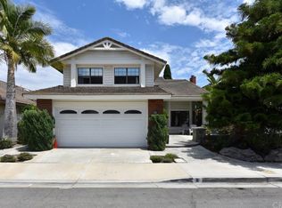 8 Carnelian, Irvine, CA 92614