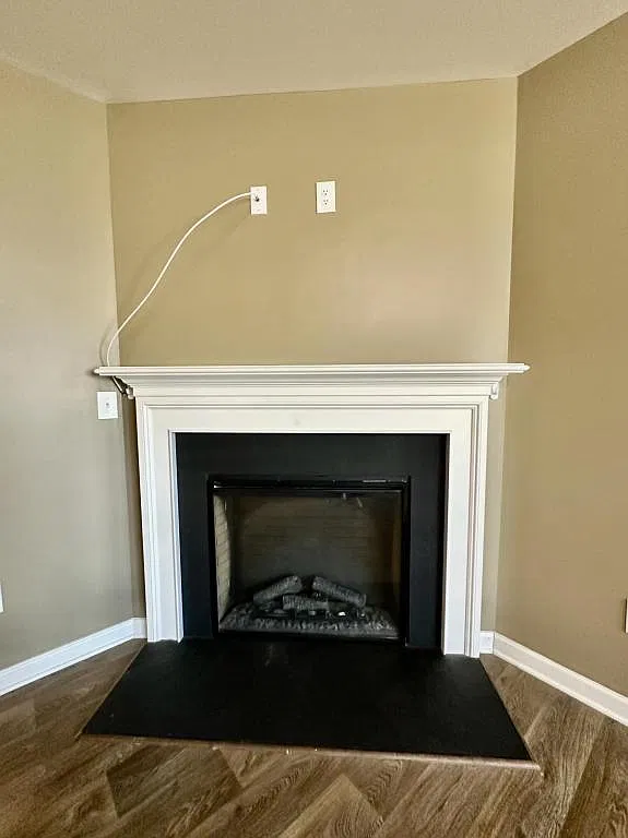 1210 Leno Ln — Photo 4