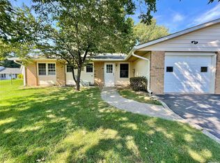 343 Woodbridge Dr UNIT B, Ridge, NY 11961