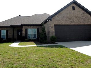 353 Country Club Dr, Wetumpka, AL 36092