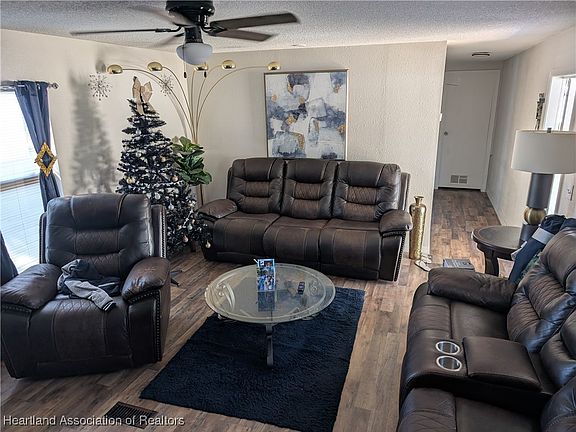 5th image of 5 Leaner St