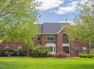 139 Bernard Dr, Basking Ridge, NJ 07920