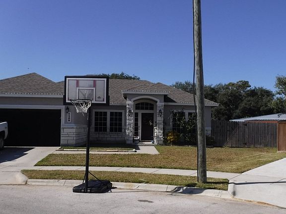 2nd image of 1129 Blackbuck Ln