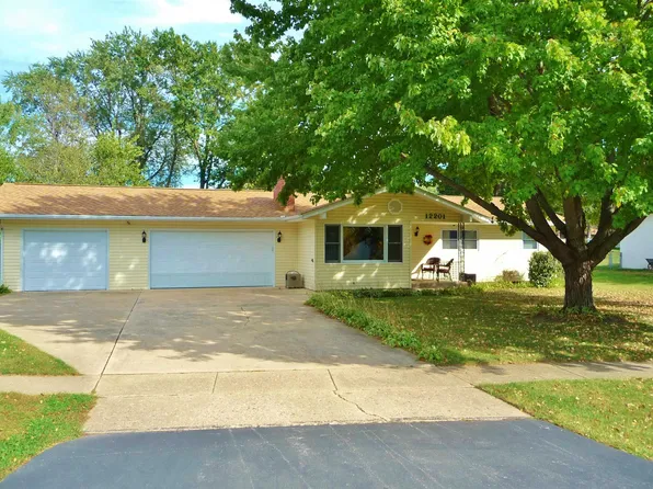 12201 Ventura Blvd, Machesney Park, IL 61115