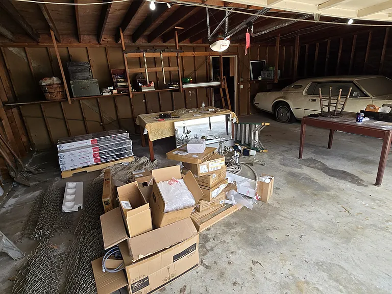 Spacious 3-car garage