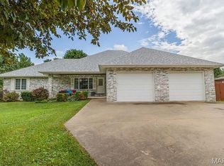 1124 Carpentry Cir, Lebanon, MO 65536