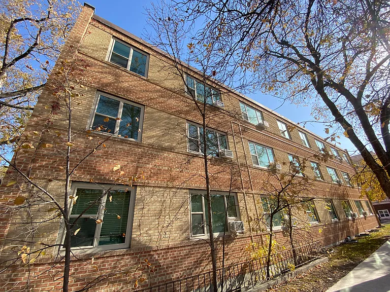 26 Roslyn Rd #3 — Photo 4