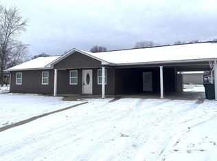 104 McCroy St, Dexter, MO 63841