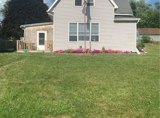 8577 E 1st St, Mineral City, OH 44656