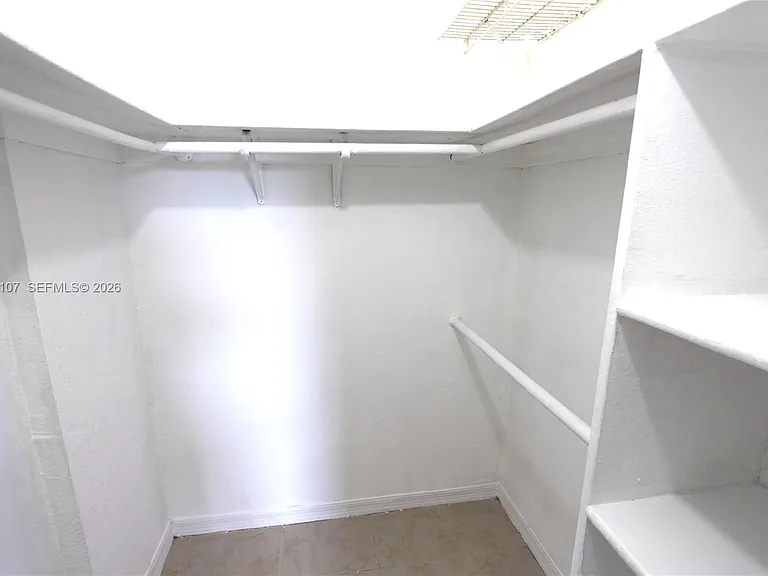 4550 NW 9th St #815E — Photo 12