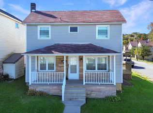 902 Cambria St, Nanty Glo, PA 15943