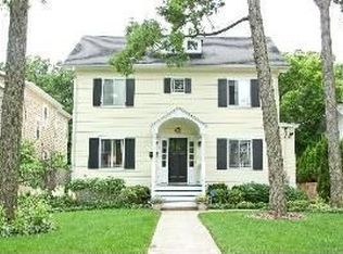 128 Linden Ave, Glencoe, IL