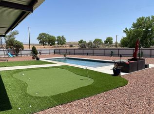 36 Sand Hill Rd, Los Lunas, NM 87031