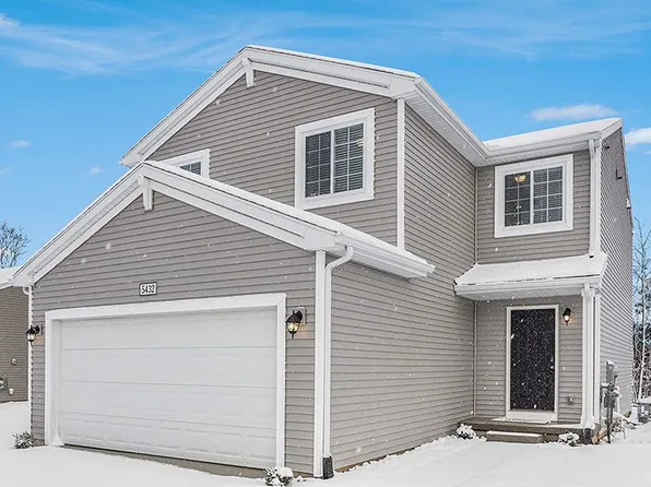 2907 Jordan River Dr, Fowlerville, MI 48836
