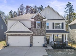 168 Rhuidean Ct, Troutman, NC 28166