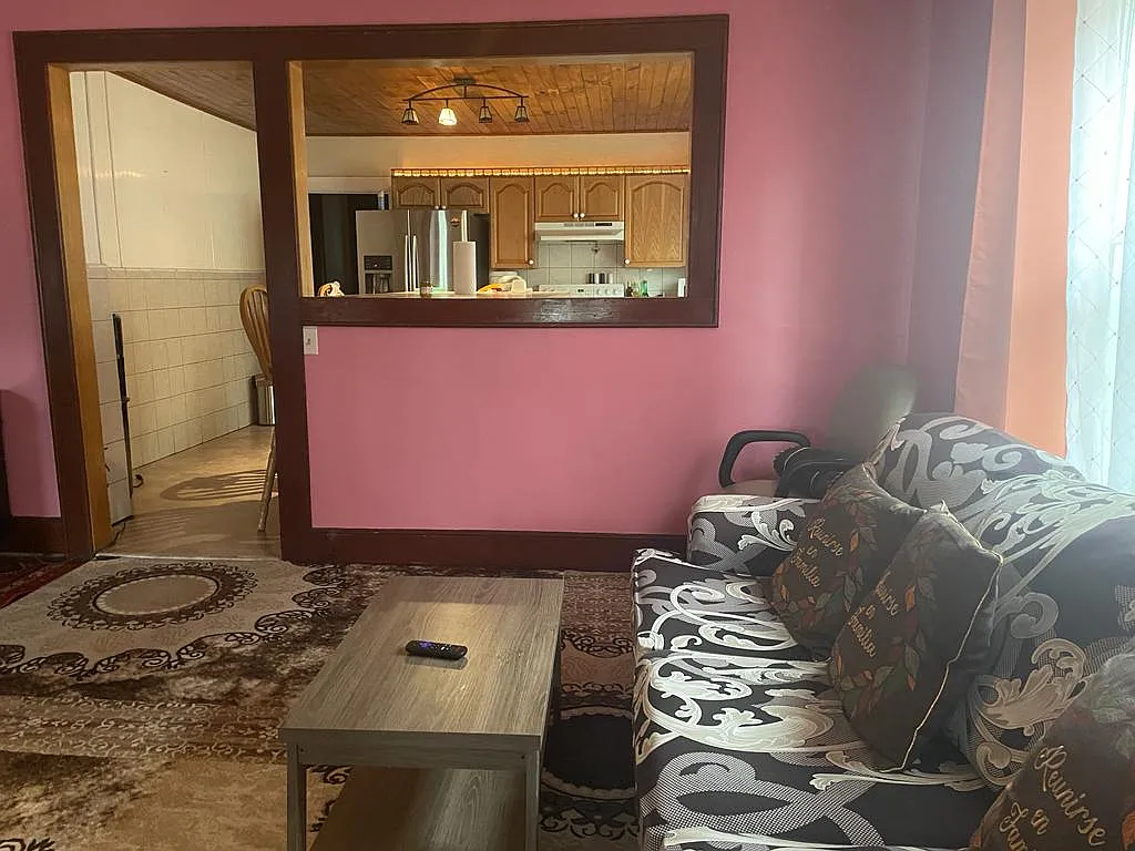 3 Jackson Ave — Photo 1