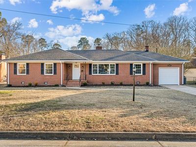 557 Blount Point Rd, Newport News, VA, 23606