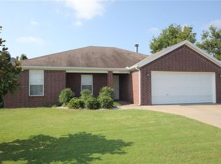 4605 SW Limestone Ave, Bentonville, AR 72712