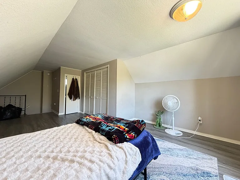 1701 Baxter Ave — Photo 21