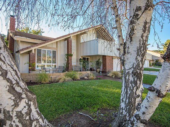 2nd image of 3260 Sawtooth Ct