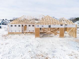 909 Red Hawk Dr, Milton, WI 53563