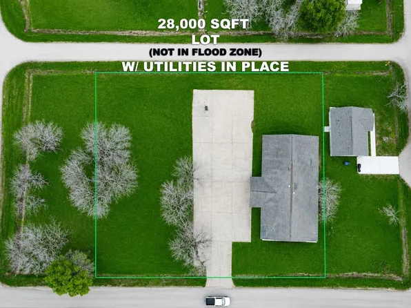 4206 2nd 1/2 St, Brookshire, TX 77423