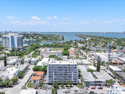 7620 Carlyle Ave APT 702, Miami Beach, FL, 33141