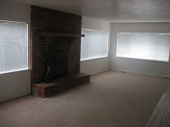 Upstairs Living area