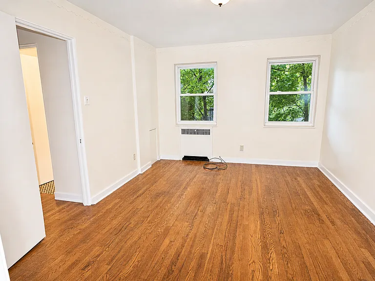 183 Morrison Dr — Photo 7