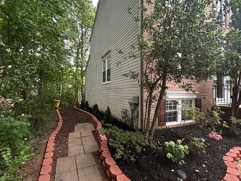 8616 Accokeek St — Photo 3