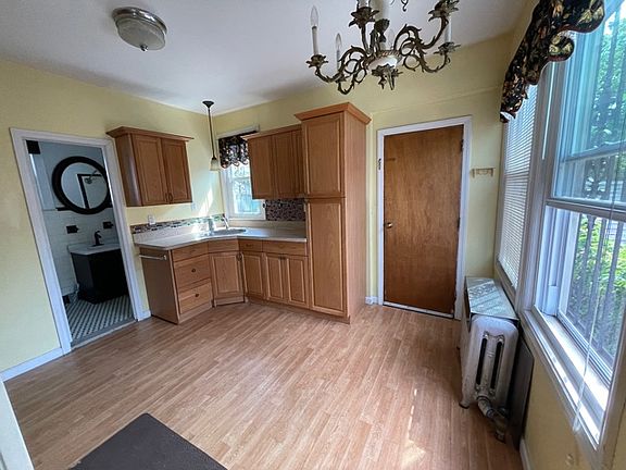3rd image of 8435 108th St #1