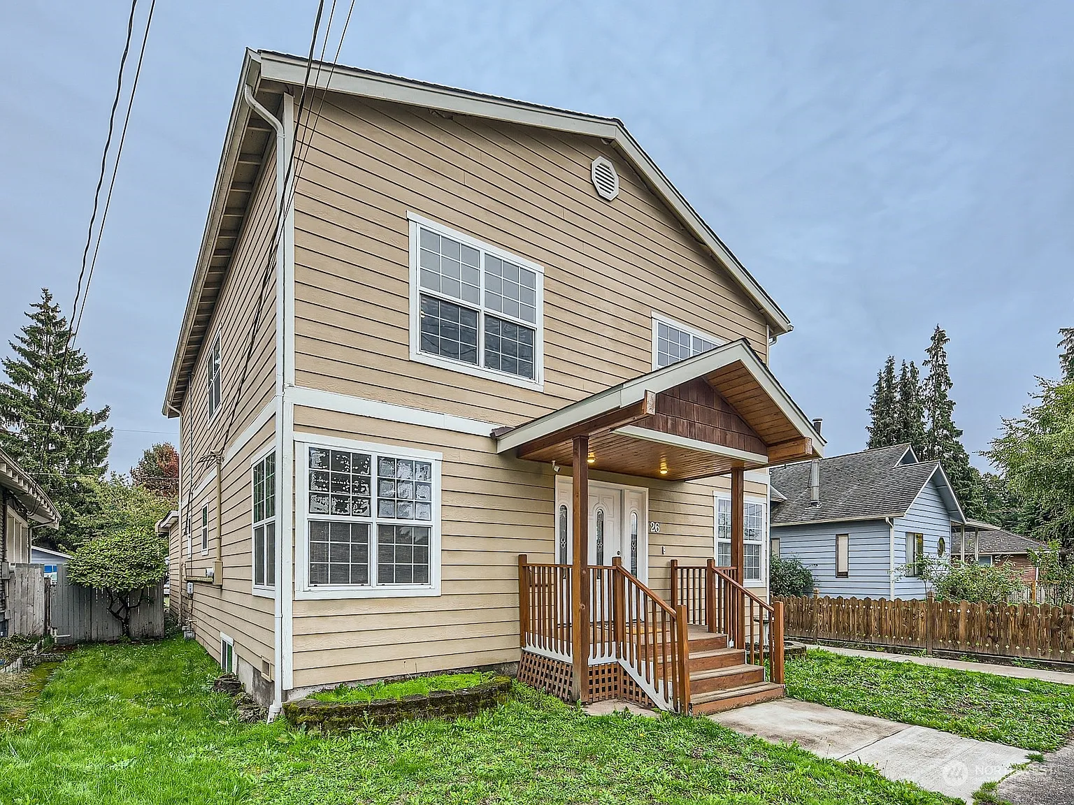 26 Pike Street NE photo 1
