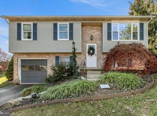 35 Arlene Ct, Hanover, PA 17331