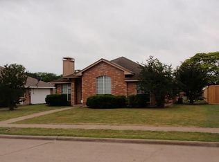 1110 Rosewood Ln, Lancaster, TX 75146