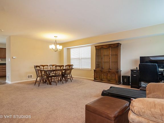 3rd image of 2908 Aberdeen Dr
