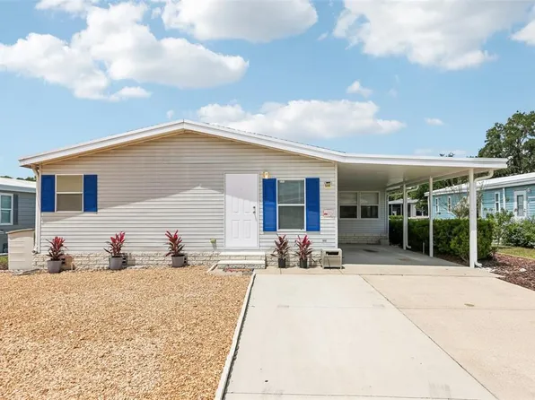 550 Saint Johns Rd, Tavares, FL 32778