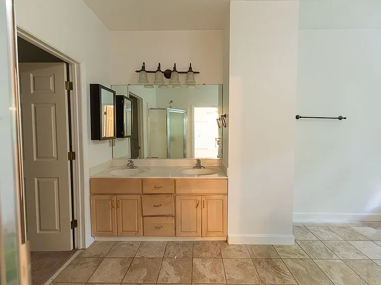 4916 Gold Crest Dr — Photo 19