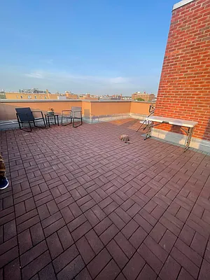 Rented by Voro, LLC | media 9