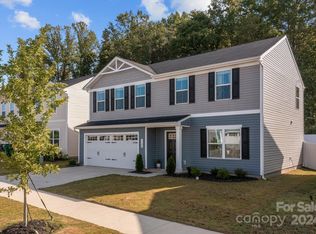 5120 Rustling Pines Ct, Charlotte, NC 28215