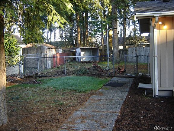 4th image of 15801 69th Avenue Ct E