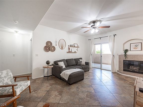 4th image of 100 Breezy Tree Ct Unit 103