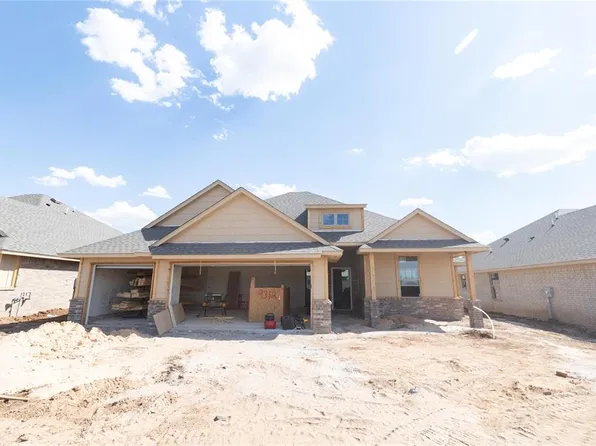 9312 NW 119th St, Yukon, OK 73099