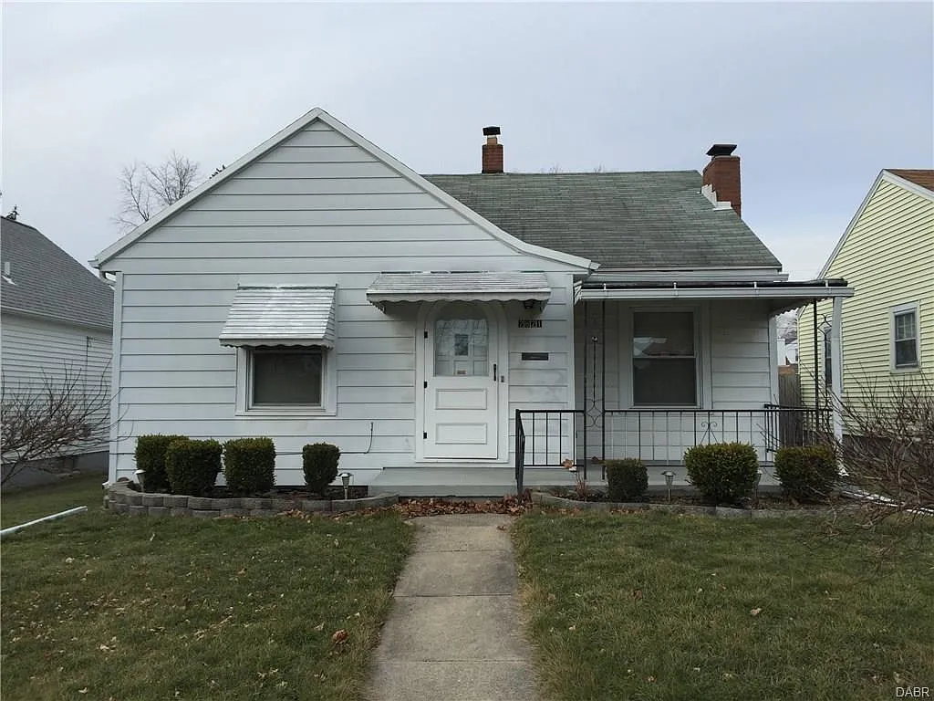 2821 Wayland Ave photo 1