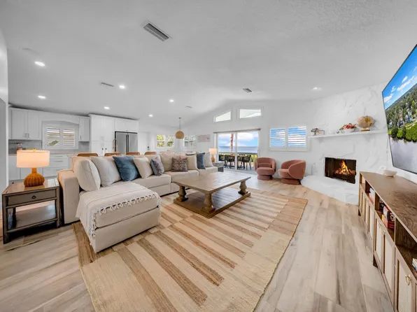 555 S Gulf Dr #Id1308649p, Crystal Beach, FL 34681