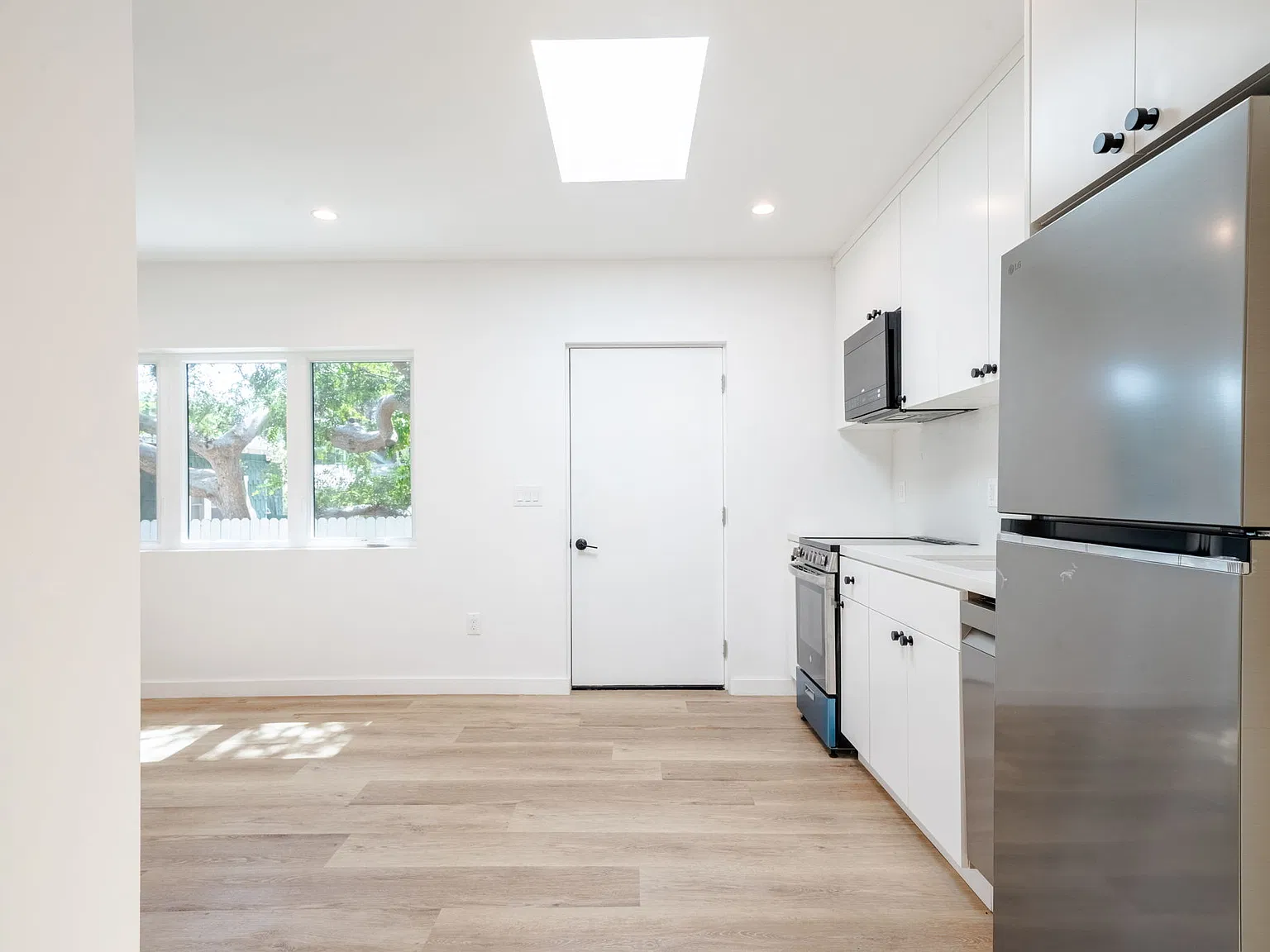 1 bed, 500 sqft, $2,850 — Photo 4