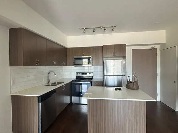58 Lakeside Ter, Barrie, ON