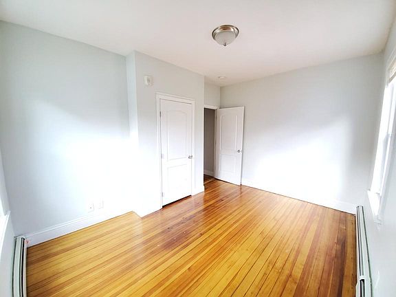 5th image of 181 Camp St Floor 1