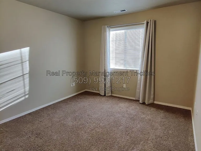 2667 Torrey Pines Way — Photo 25
