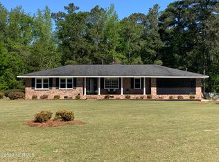 516 Jenkins Rd, Fairmont, NC 28340